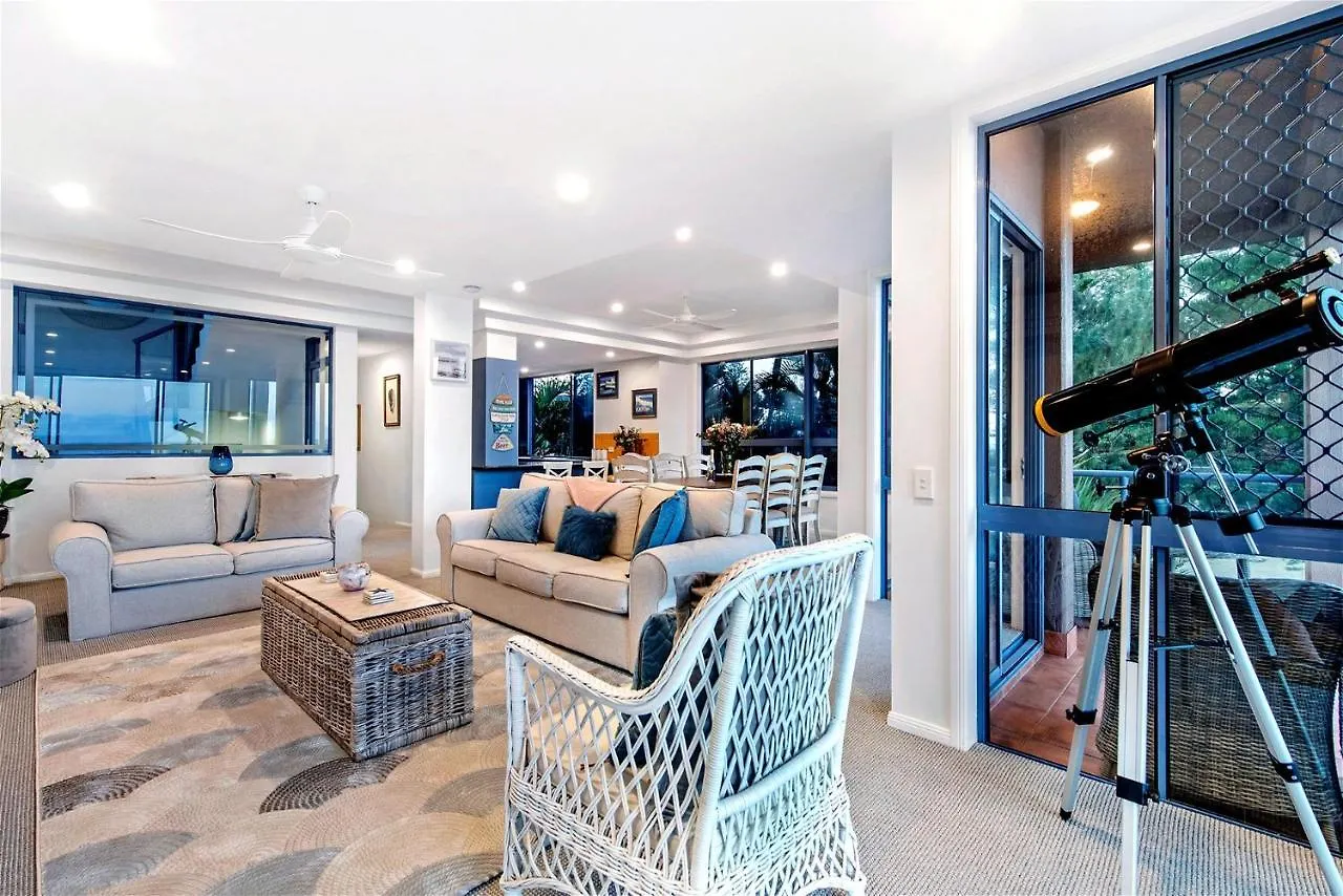 Beachfront Escape Gold Coast Holiday home